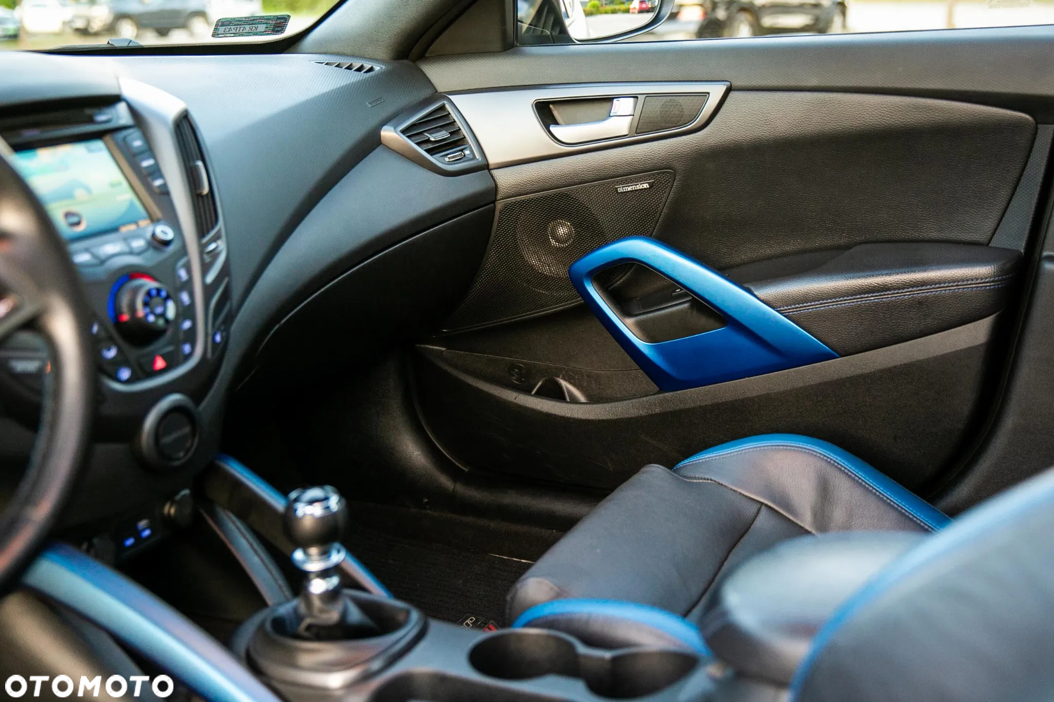 Hyundai Veloster - 7