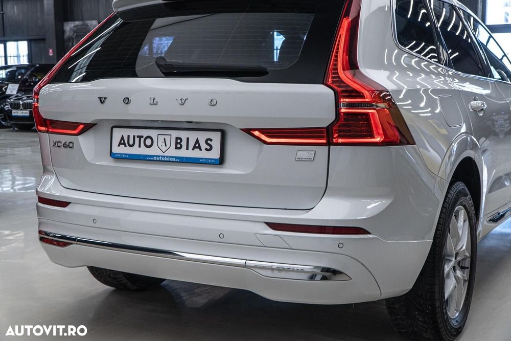 Volvo XC 60 T6 AWD Recharge Geartronic Inscription - 13
