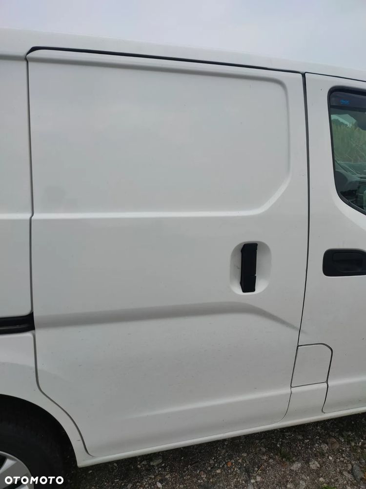 DRZWI PRAWE PRZESUWNE NISSAN NV200 - 1