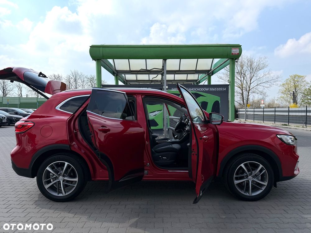MG EHS Luxury - 19