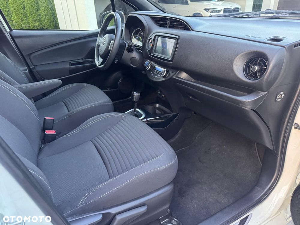 Toyota Yaris - 21