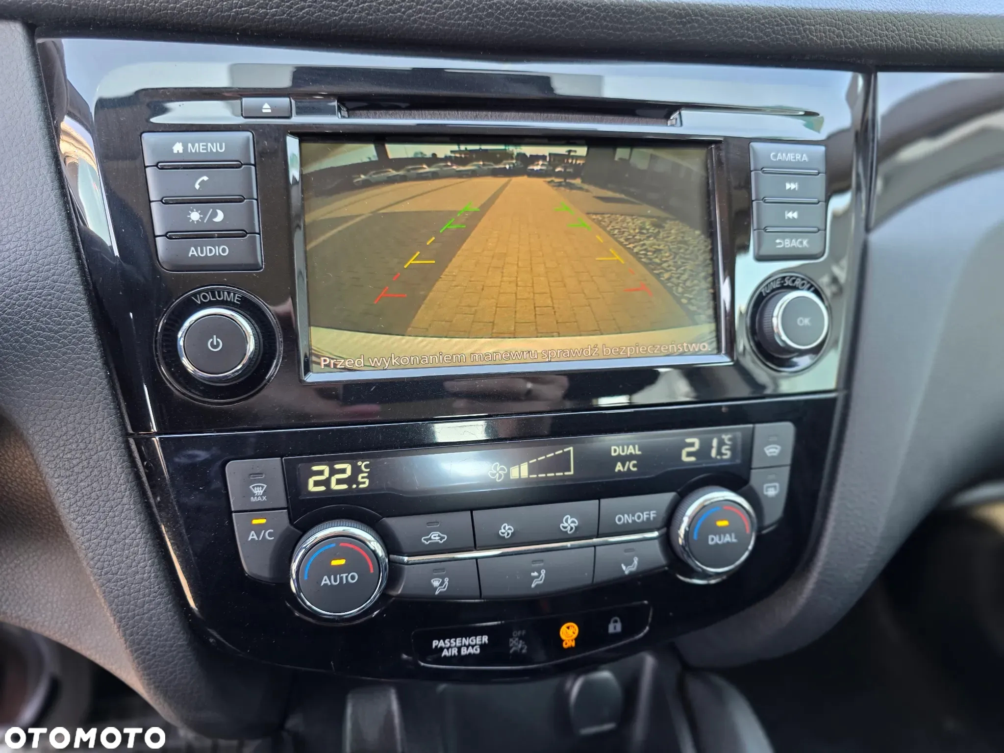 Nissan Qashqai 1.3 DIG-T N-Connecta - 9