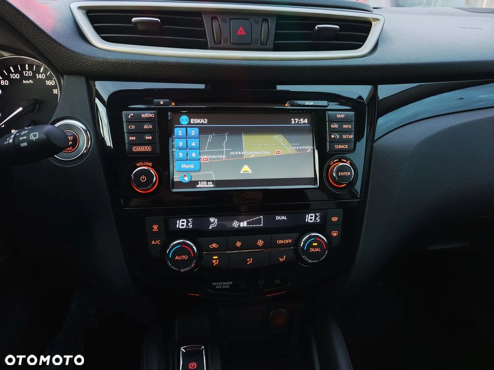 Nissan Qashqai 1.6 DIG-T Tekna - 38