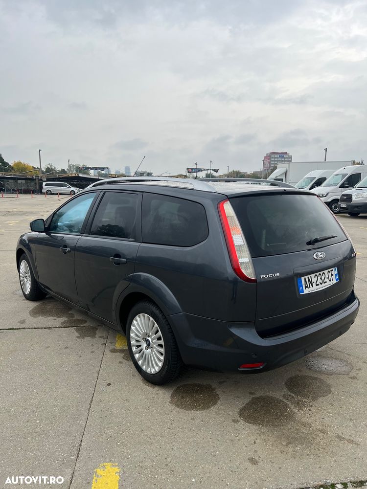 FORD Focus 2010 — imagine 4
