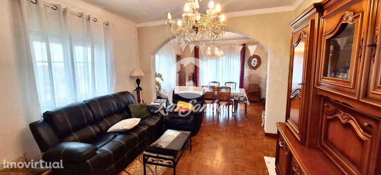 Moradia T5 Independente a 300m da Praia - Grande imagem: 3/30