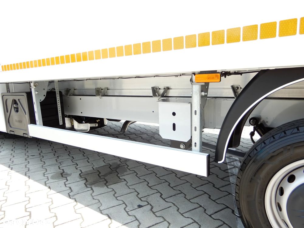 Renault Master 2.3 dCi 163 Km Chłodnia -20*C +30*C Funkcja Grzania Zasilanie V230 Izoterma 4.20 Cm 8 E.Palet Kabina Sypialniana WEBASTO Zawieszenie WZMACNIANE GWARANCJA FABRYCZNA - 19