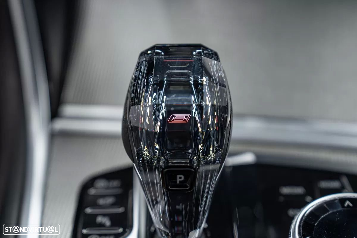 BMW M850i xDrive - 53