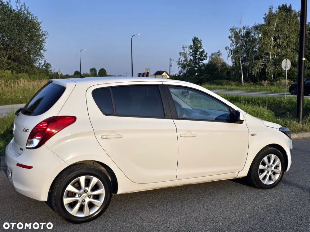 Hyundai i20 1.1 CRDi Comfort - 15