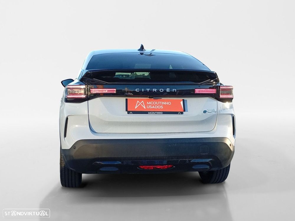 Citroën e-C4 54 kWh Max — photo 4