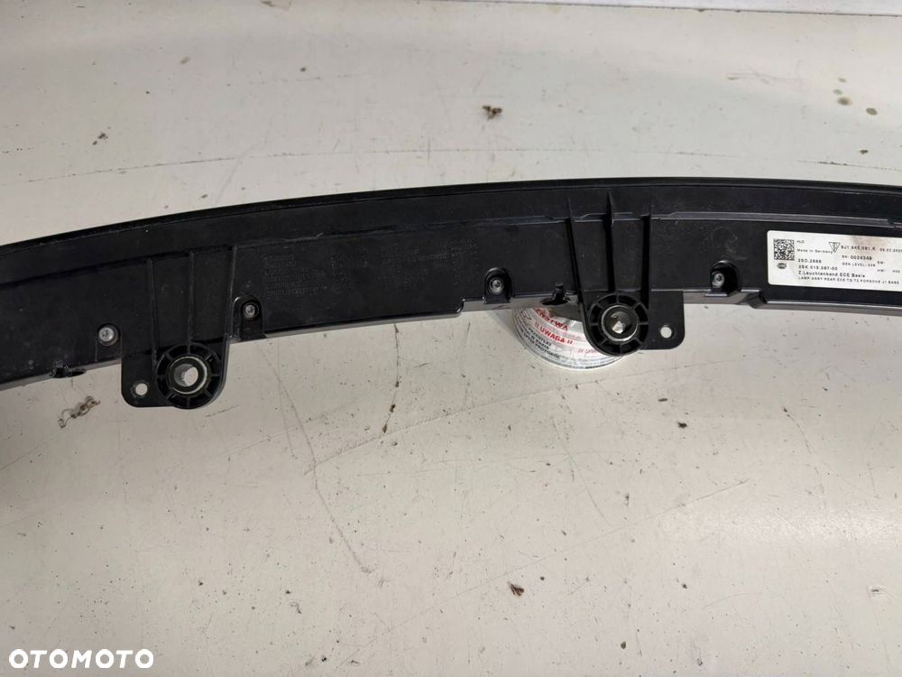 blenda klapy bagażnika taycan 9j1 eu - 14