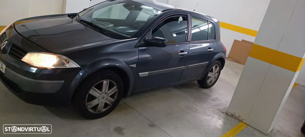 Renault Mégane - 5