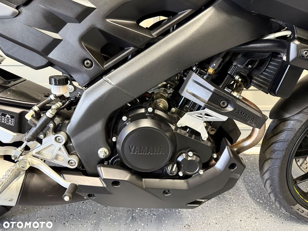 Yamaha MT - 8