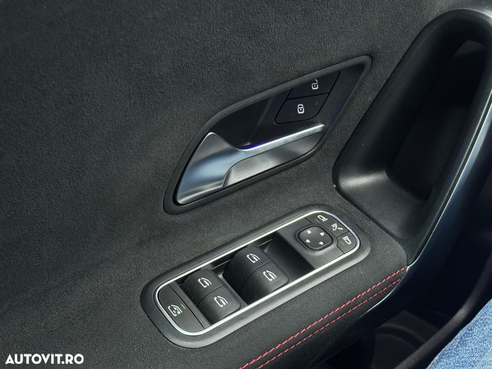 Mercedes-Benz A 180 d Aut. - 34