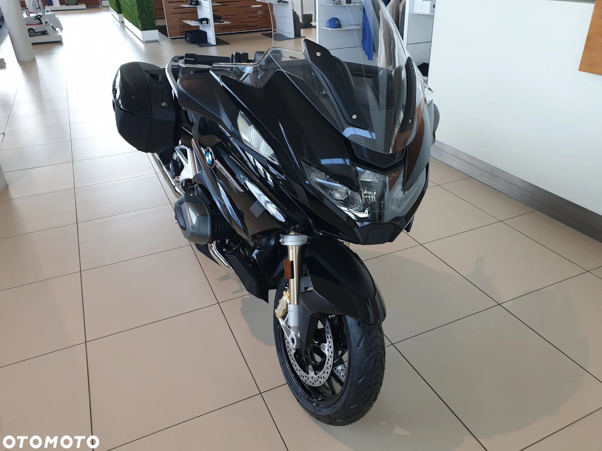 BMW R - 6