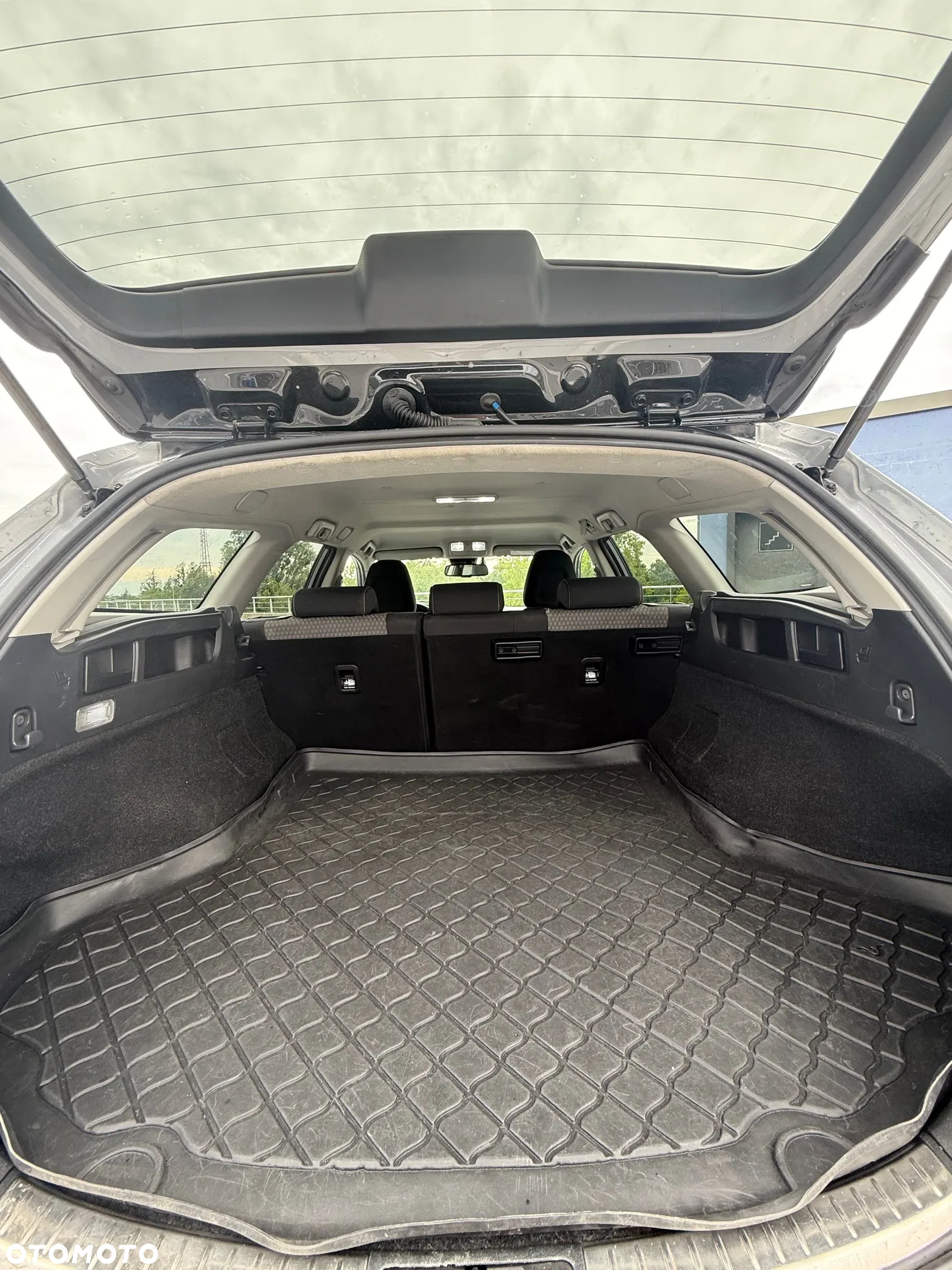 Toyota Auris 1.8 VVT-i Hybrid Automatik Edition-S - 10