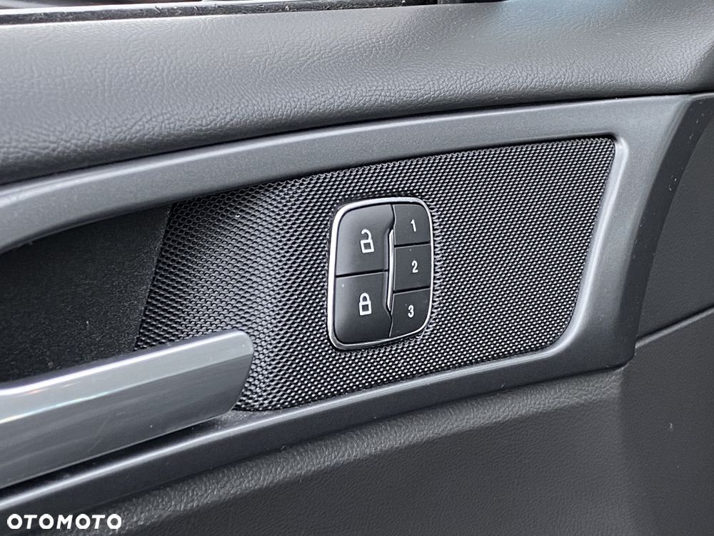 Ford Mondeo 2.0 TDCi STart-Stopp PowerShift-Aut Titanium - 19