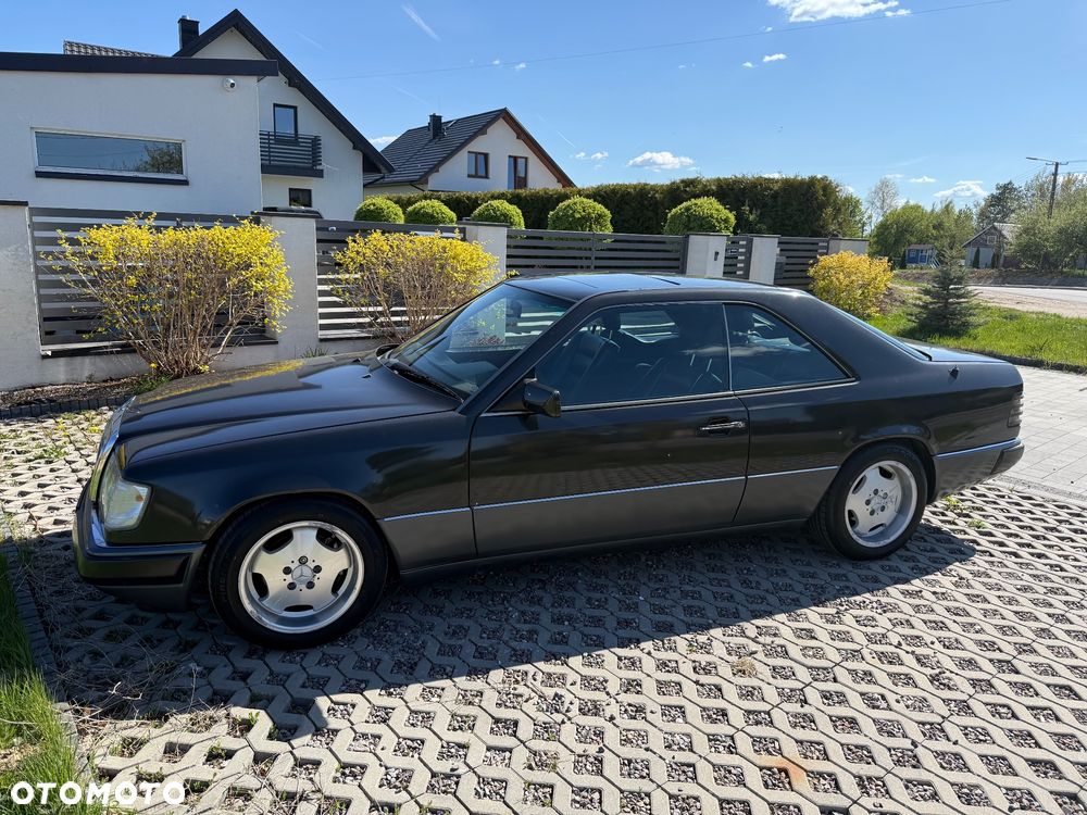 Mercedes-Benz W124 (1984-1993) - 2