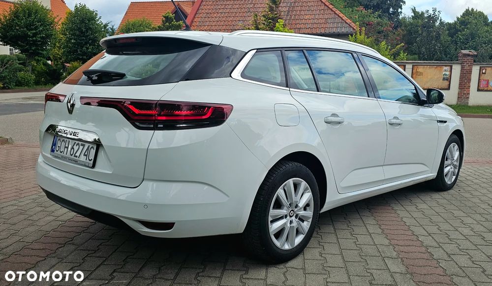 Renault Megane 1.5 Blue dCi Intens - 6
