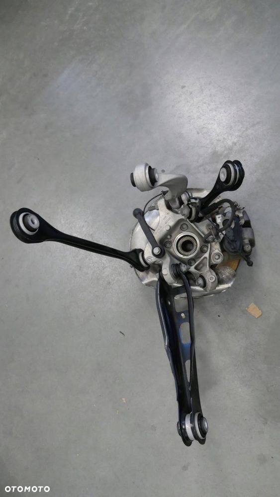 bmw x3 g01 zwrotnica lewa piasta koła lewy tył wahacze 6871027 6871005 - 1