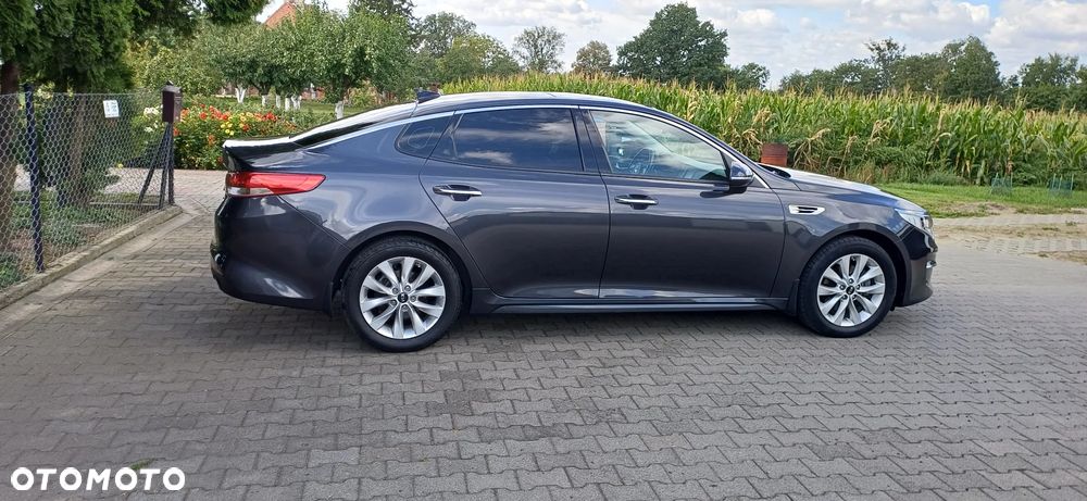 Kia Optima 2017 photo 3
