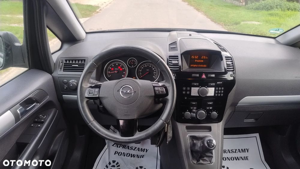 Opel Zafira 1.8 Cosmo EU5 - 19