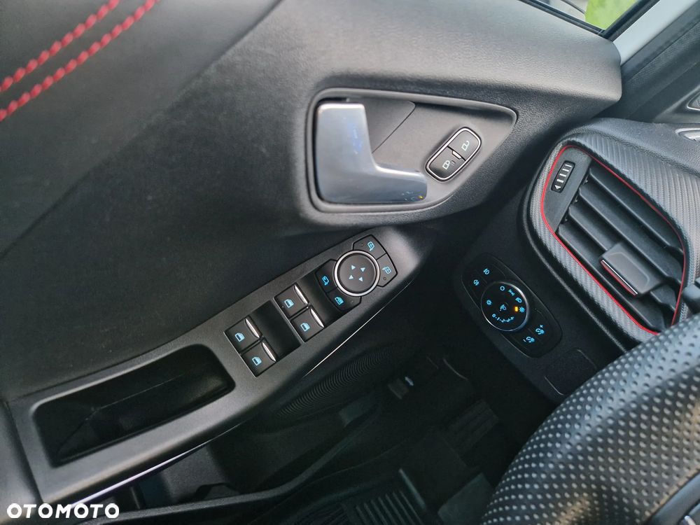 Ford Puma 1.0 EcoBoost Hybrid ST-LINE - 25