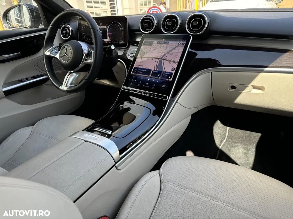 Mercedes-Benz C - 11