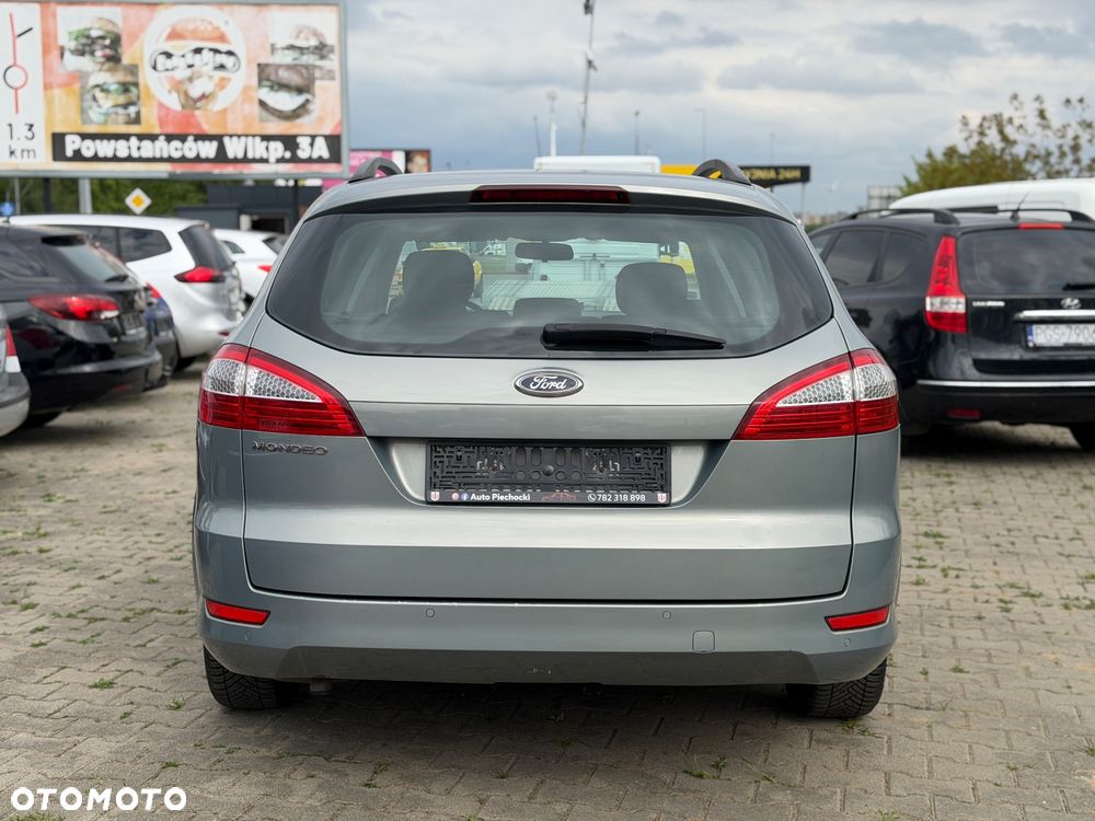 Ford Mondeo 1.6 Trend - 14