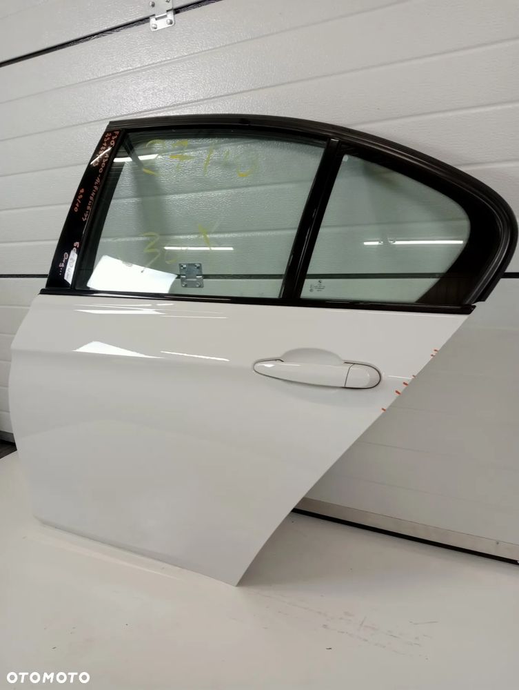 BMW F30 DRZWI LEWE TYŁ A300 - 3
