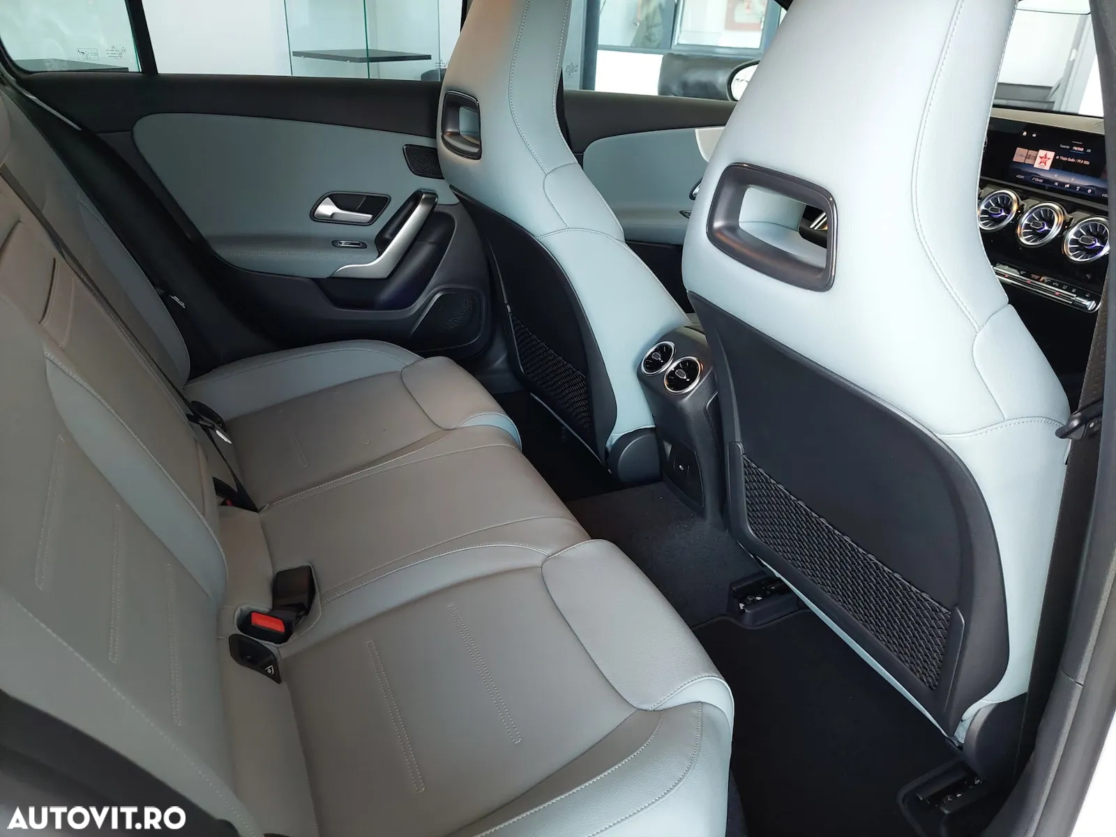 Mercedes-Benz A 250 e 8G-DCT AMG Line Advanced Plus - 13