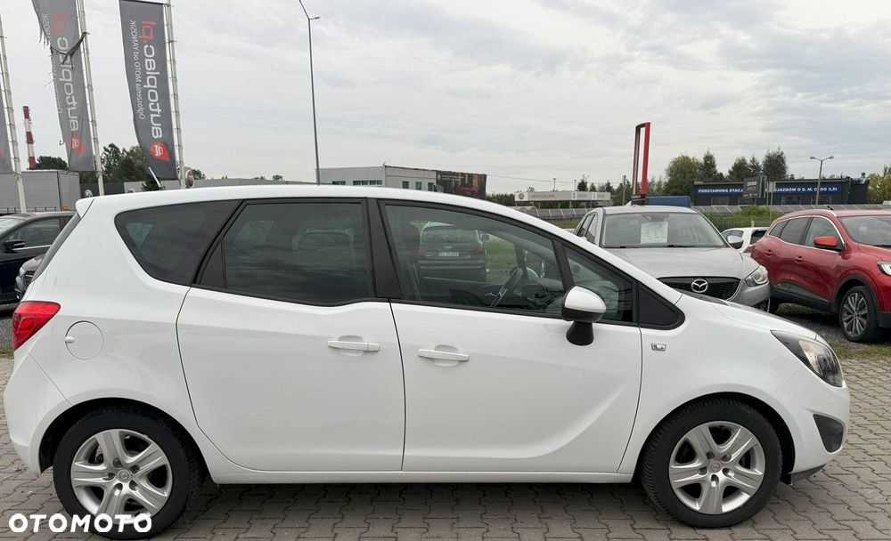 Opel Meriva - 10