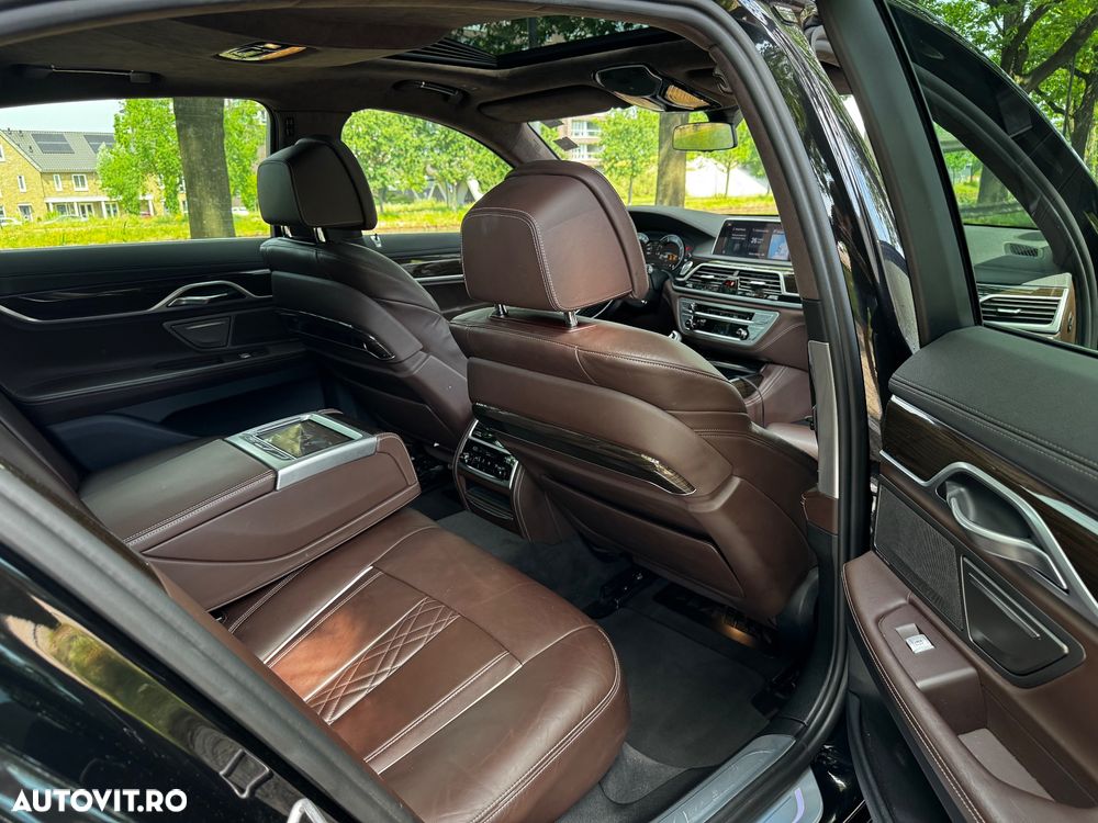 BMW Seria 7 740d xDrive - 11