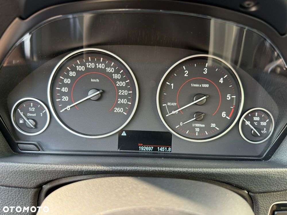 BMW Seria 3 318d MHEV Sport Line - 16