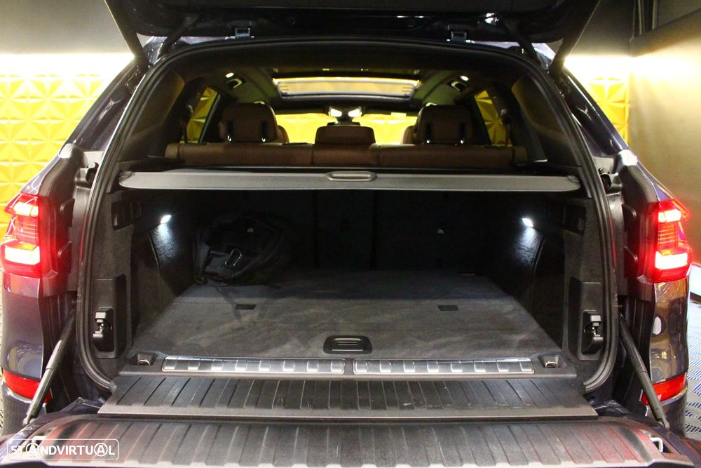 BMW X5 45 e xDrive Pack M - 26