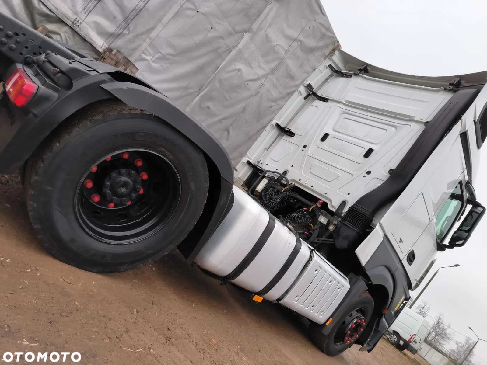 Mercedes-Benz ACTROS - 7