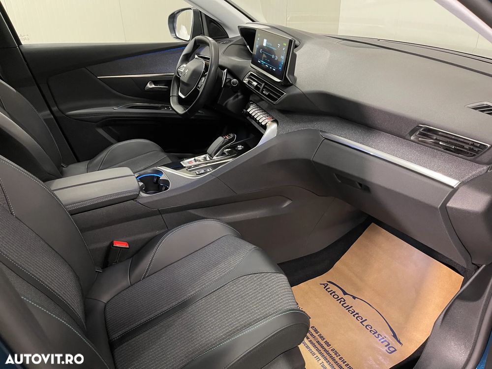 Peugeot 3008 Plug-In Hybrid 225 e-EAT8 Allure Pack - 11
