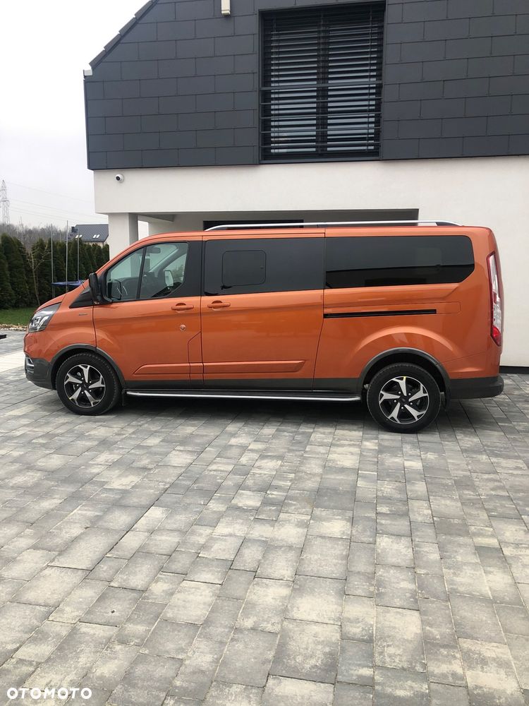 Ford Tourneo Custom - 5