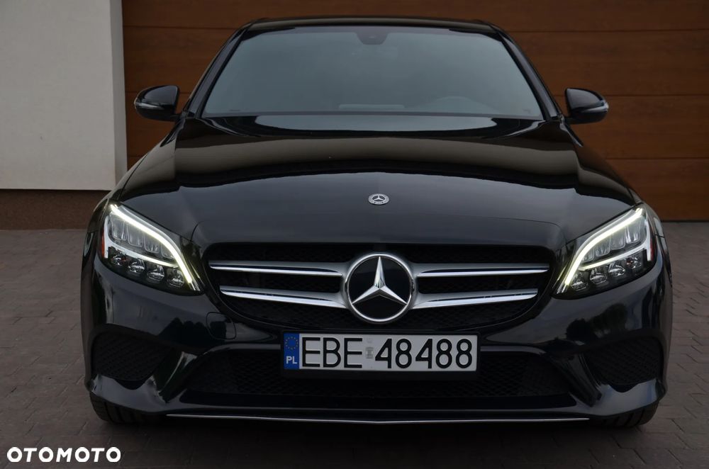 Mercedes-Benz Klasa C 300 4Matic 9G-TRONIC Exclusive - 10