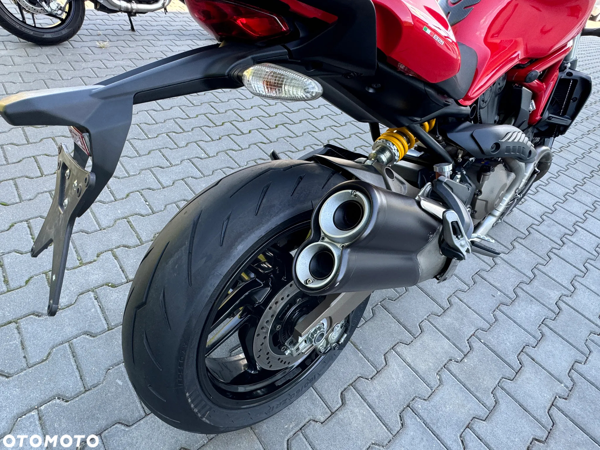Ducati Monster - 21