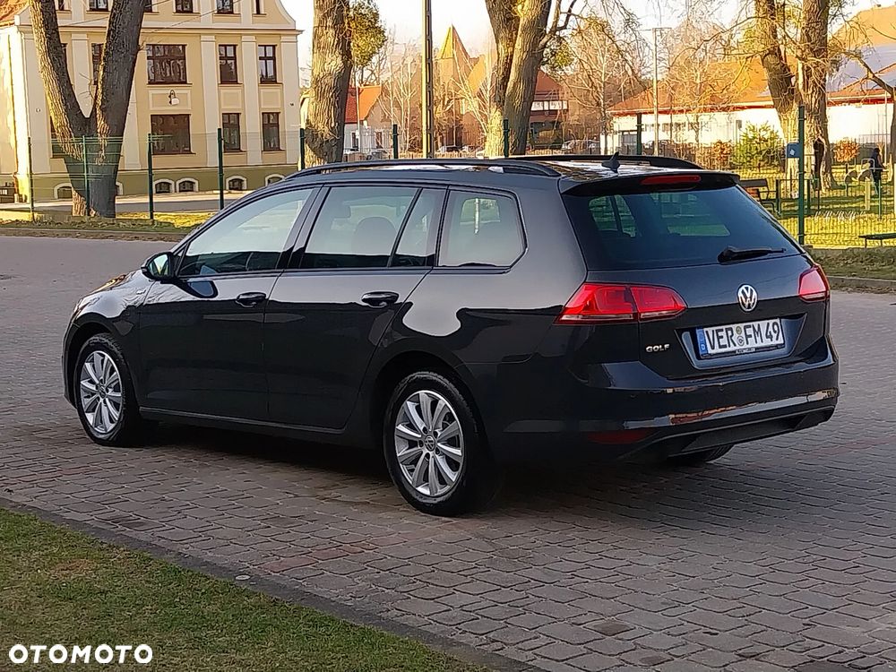 Volkswagen Golf 1.6 TDI Highline - 3