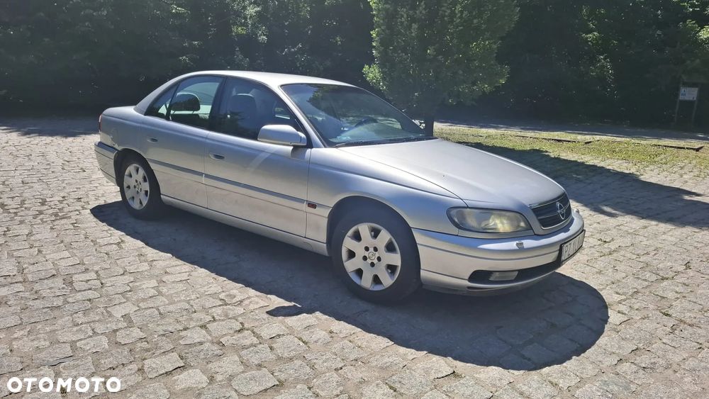 Opel Omega 2.2 Elegance - 4
