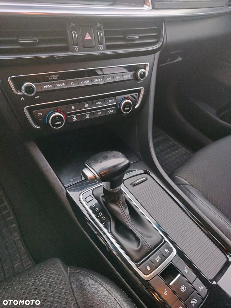 Kia Optima 1.6 T-GDI L DCT - 15
