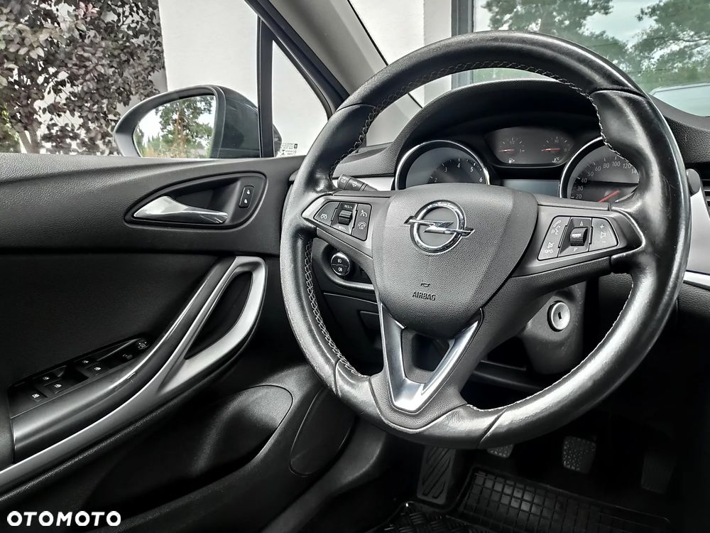 Opel Astra 1.4 T Elite - 16