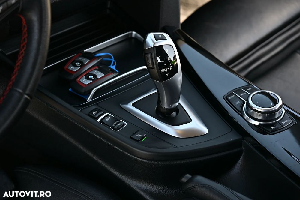 BMW Seria 3 320d Aut. Sport Line - 21