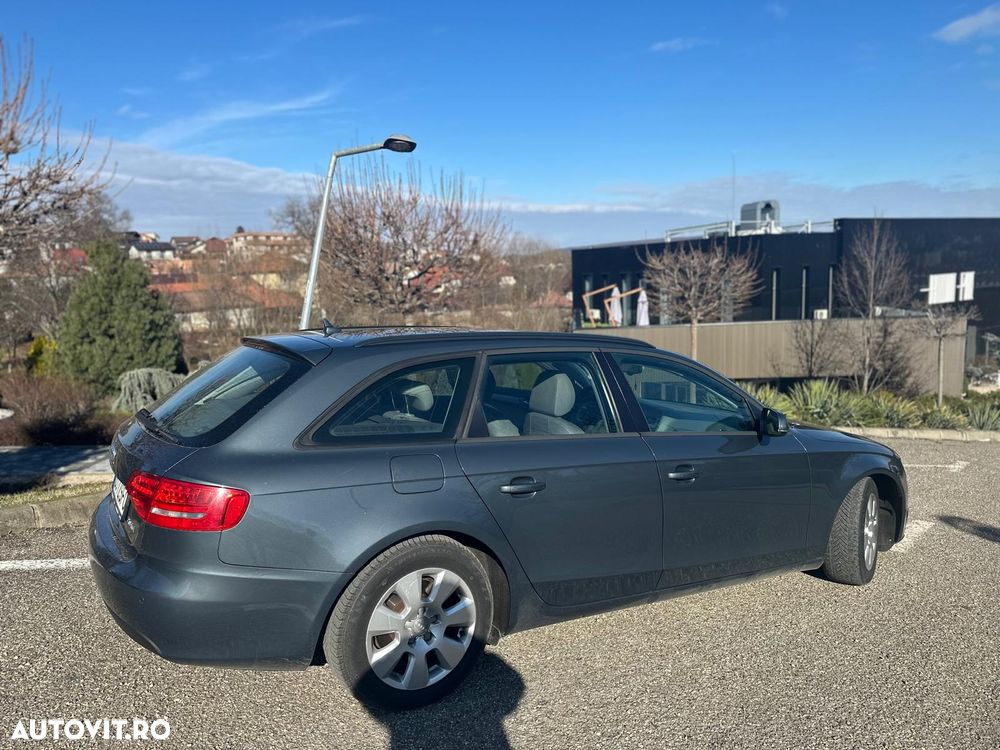 Audi A4 Avant 2.0 TDI - 13