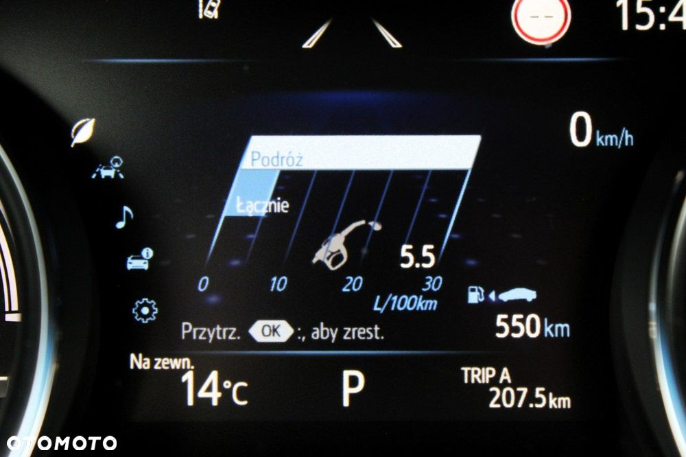 Toyota Camry 2.5 Hybrid Comfort CVT - 14