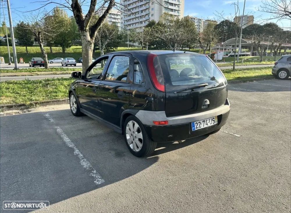 Opel Corsa 1.2 16V City - 3