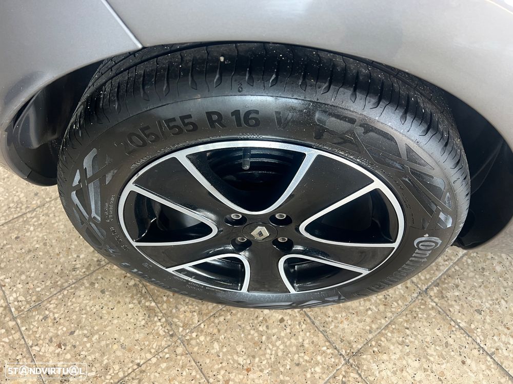 Renault Clio dCi 90 Dynamique - 20