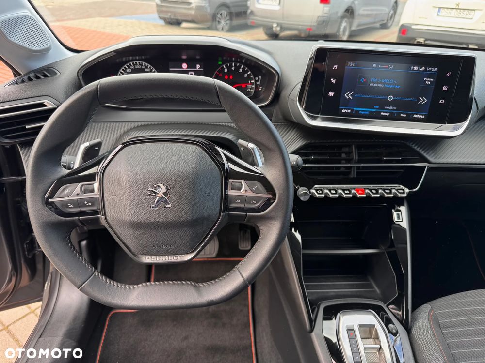 Peugeot 208 1.2 PureTech Allure S&S EAT8 - 12