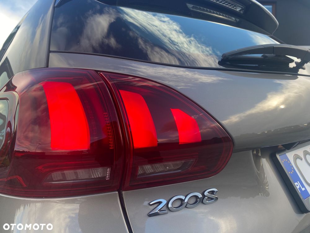 Peugeot 2008 PureTech 110 GPF Stop&Start EAT6 Allure - 35